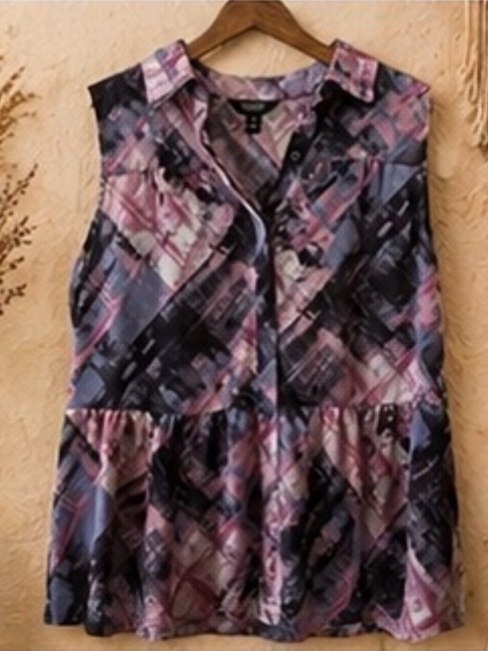 Simply‎ Vera Vera Wang Purple Pink Black Sleeveless Blouse Size Small